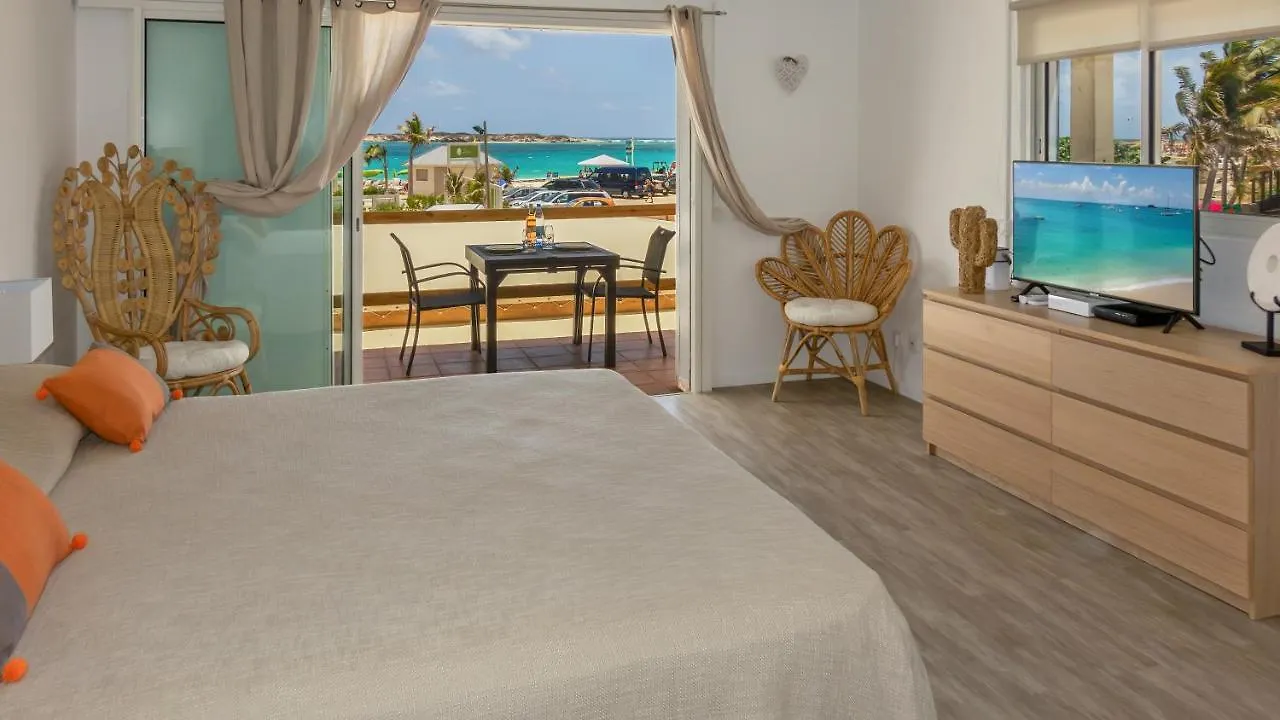 Résidence La Plage Orient Bay by La Conciergerie FWI Quarter of Orleans Sint Maarten